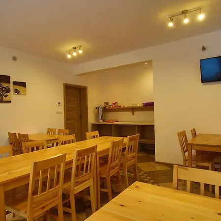 Osrodek Rodzinny منزل للإقامة Gwiezdzin