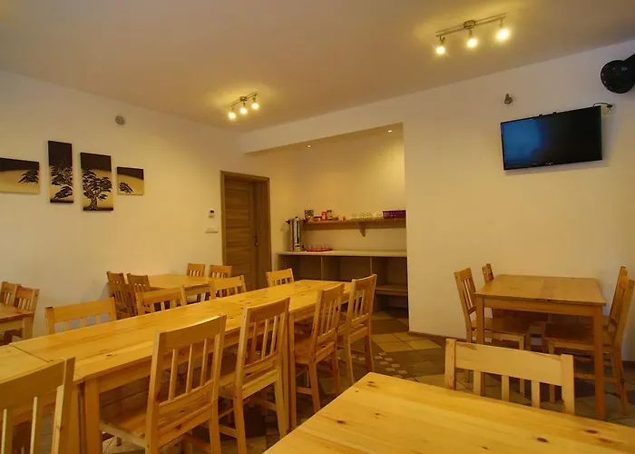 Osrodek Rodzinny בית אירוח Gwiezdzin